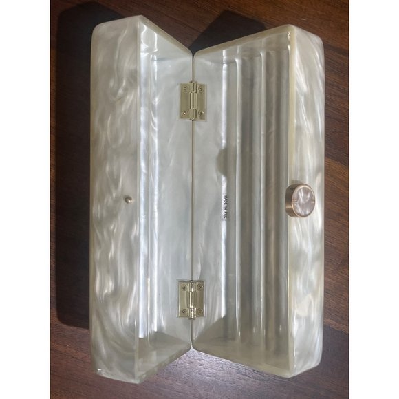 Cult Gaia Enid Textured Acrylic Clutch Bag in Ivory New Womens Purse - Picture 8 of 17